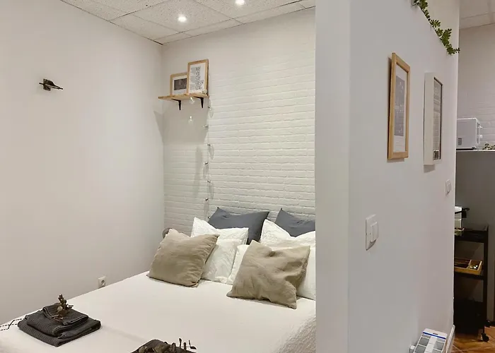 Puerta Del Camino 3 بلباو